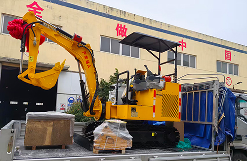 山东东达机电自主研发生产的 MWND2.0小型挖掘机成功发运云南 山东东达机电自主研发生产的 MWND2.0小型挖掘机成功发运云南